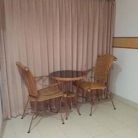 Rattakit Mansion Aparthotel Pattaja Kültér fotó